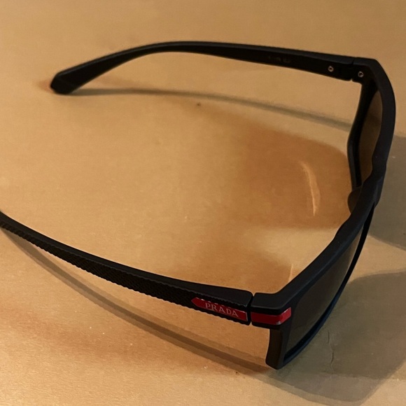 Prada PS 02ZS Men's Rectangular Polarised Sunglasses Black/Red - Picture 4 of 15